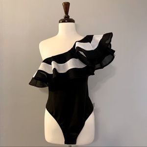 COPY - One Shoulder Body Suit with Black & White …